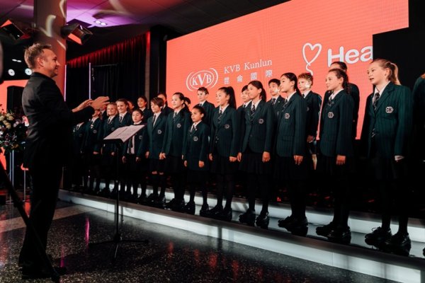 1 3 3 ML1 3036