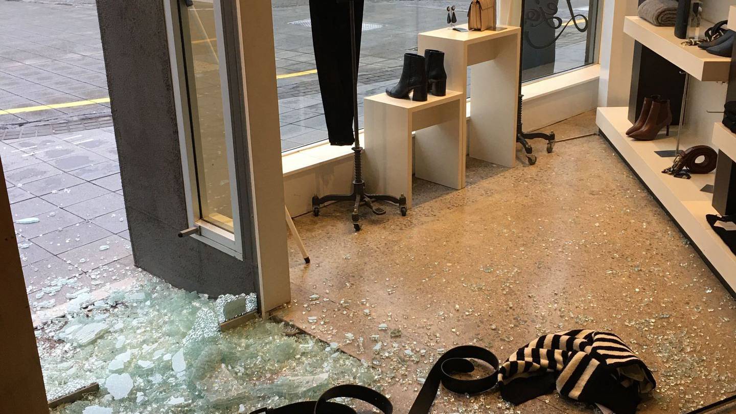 奥克兰Newmarket时装店连遭入室盗窃，店主崩溃打算关门