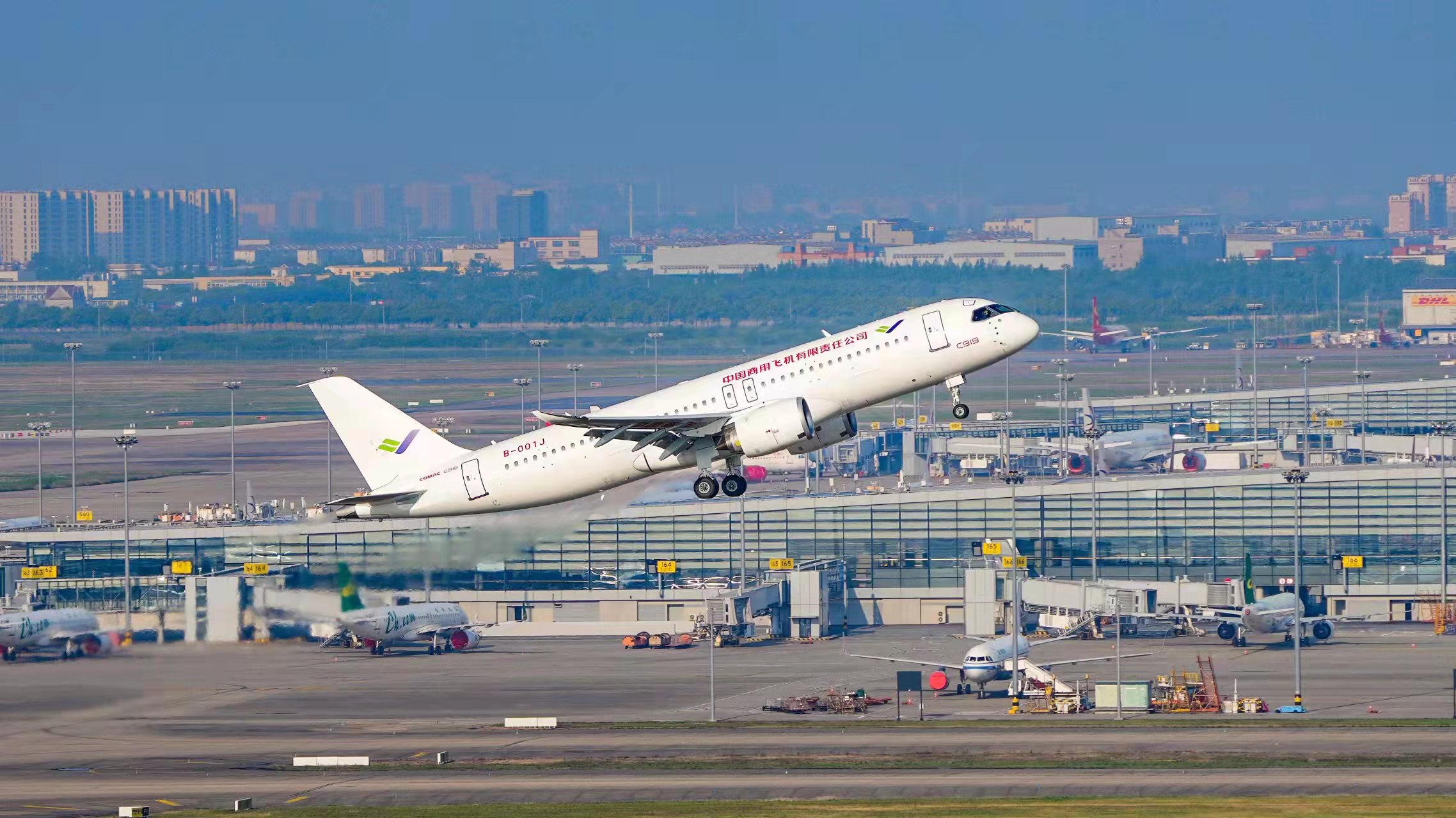 中国国产C919客机最快本月取证年内交付