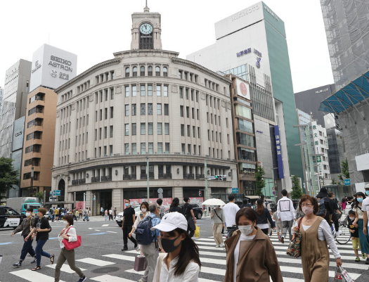 日本首次日增确诊超6000例 医疗一线已达极限