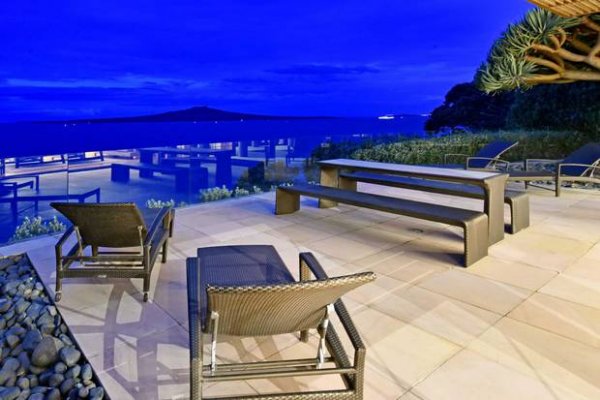 17A Clifton Rd Hauraki Auckland