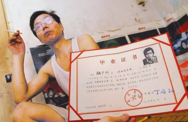 【灵魂有香气的女子】那些内心不安分的人，后来怎么样了？