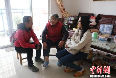 多地推独生子女护理假 老龄社会如何常回家看看？