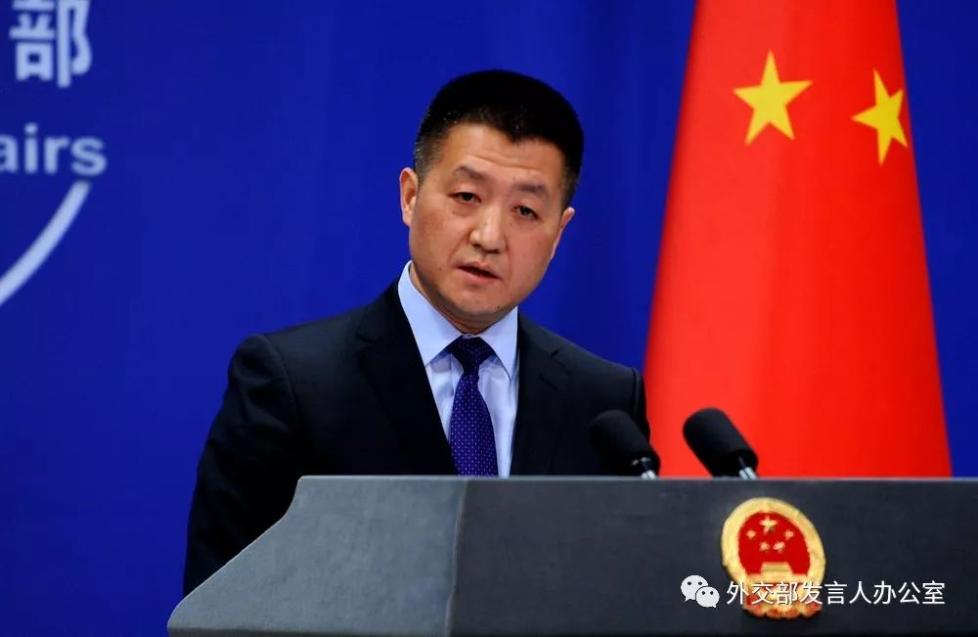 美国驱逐舰进入黄岩岛12海里 中国外交部：强烈敦促美方停止挑衅