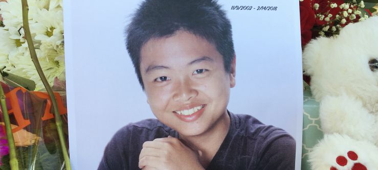 华裔少年为保护同学遭枪杀 将以荣誉军礼安葬