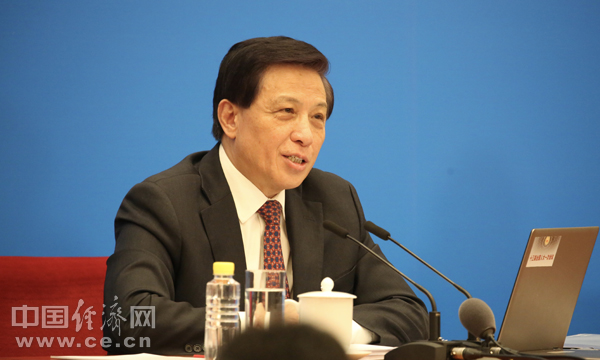 十三届全国人大一次会议北京时间今天上午9时开幕