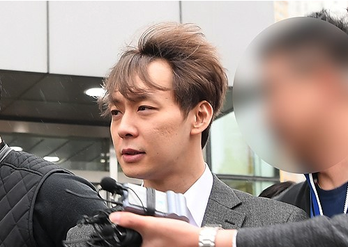 朴有天主题壁画已被拆除 曾由粉丝集资上万建成