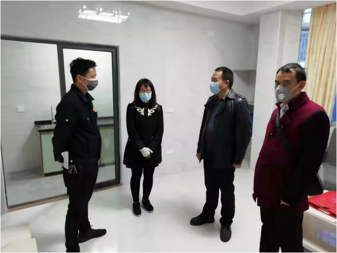 战胜新冠肺炎，女子高高兴兴回家，房东却要退租……
