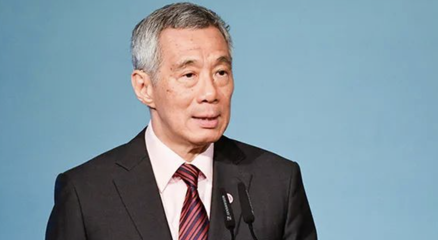 李显龙发了一句屈原的诗
