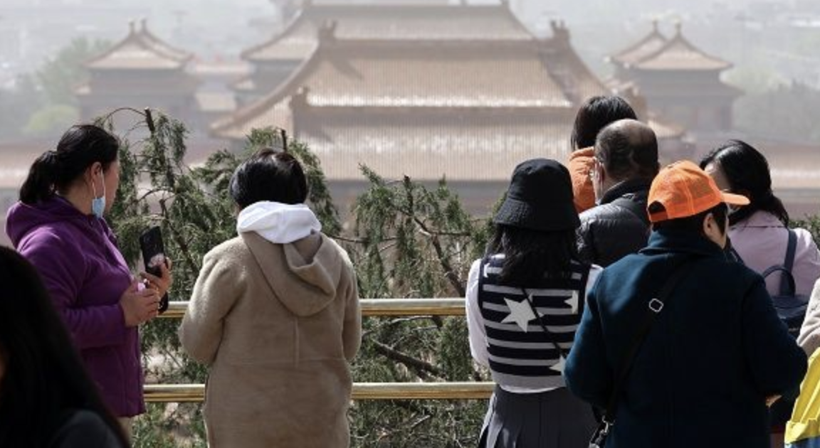中国沙尘天气继续向南推进 预计影响约400万平方公里