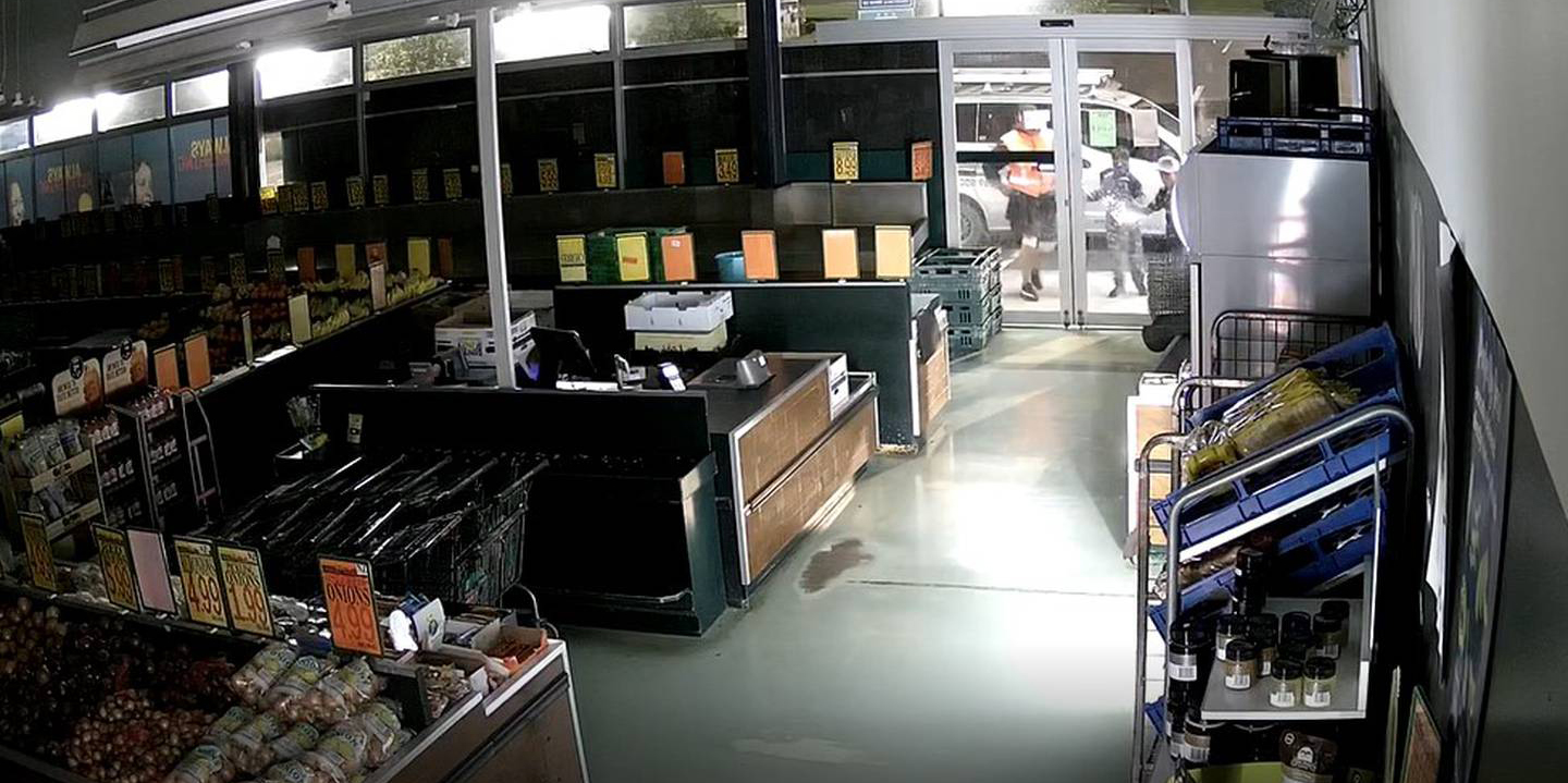 儿童被教唆砸抢奥克兰果蔬店，79名青少年罪犯受到警方重点关注