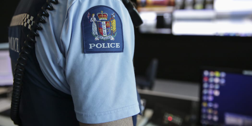 新西兰警方参与国际行动，摧毁买卖信息的网站，一30岁男子被逮捕