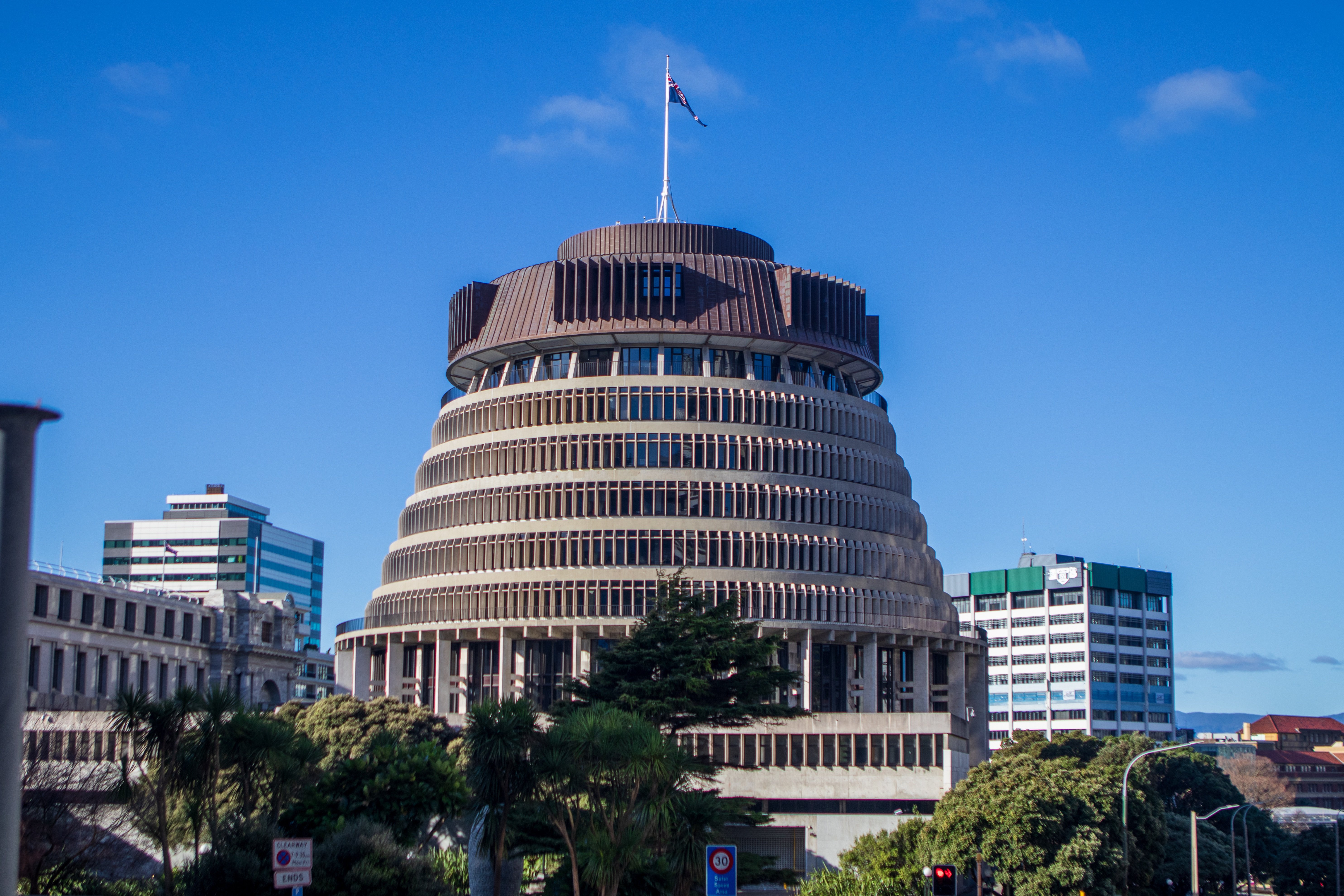 托尼·巴尔福尔当选新西兰彩票委员会董事会主席