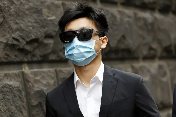 澳亚裔医生潜伏医院女厕偷拍460人？硬盘藏上万视频，还按病人同事精心分类？