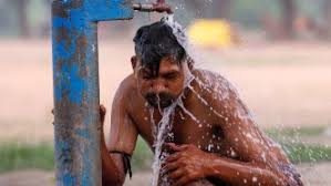 印度多地突破45℃，空调普及率不足10% ，单日或致3400人热死