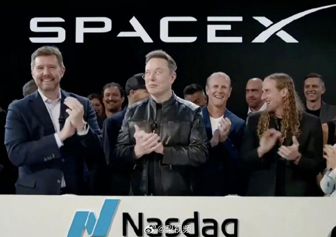 SpaceX创造历史！马斯克成人类历史上首位万亿富翁！每天花$100万要到2700年才能花完……