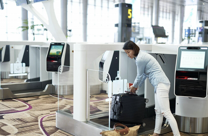 男演员气炸了！吐槽航空公司：人到了国外，行李苦等3天仍无消息