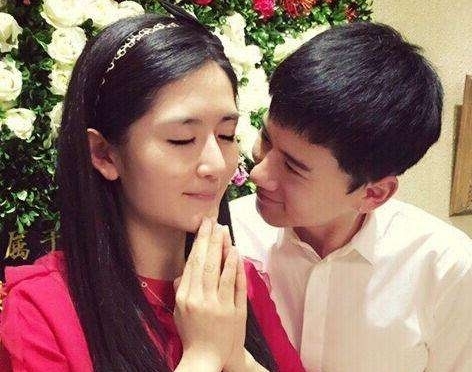 谢娜狂删张杰微博 这对恩爱夫妻怎么了?