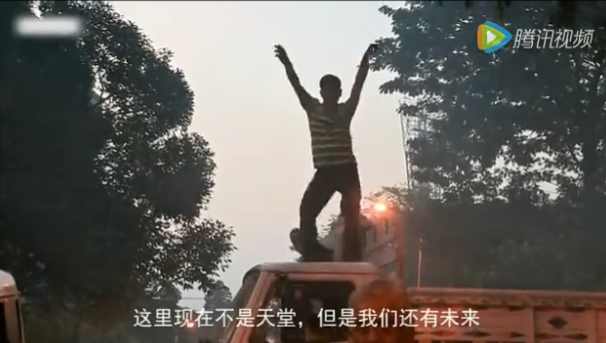 印度参战了！印度疫情或将大爆发，12亿人面临新冠和贫穷双重威胁