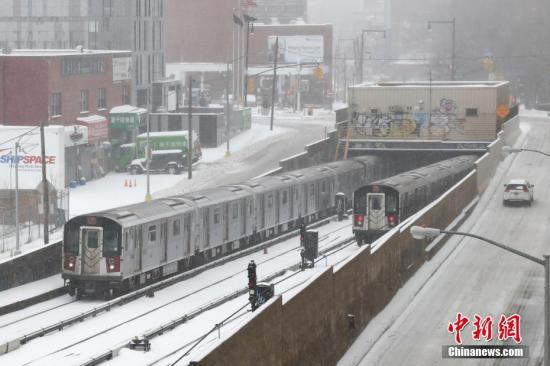 酷暑与大火，严寒与暴雪 全球多地出现极端天气