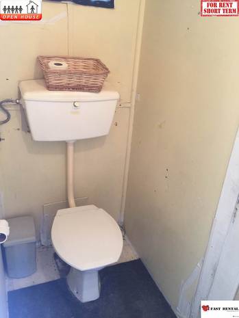 Beach Rd property 2017120406