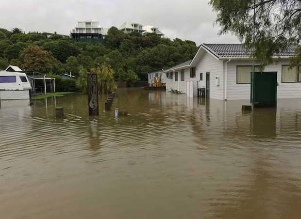 圣诞到北岛来看雨？度假地变洪水区 凌晨开启撤离