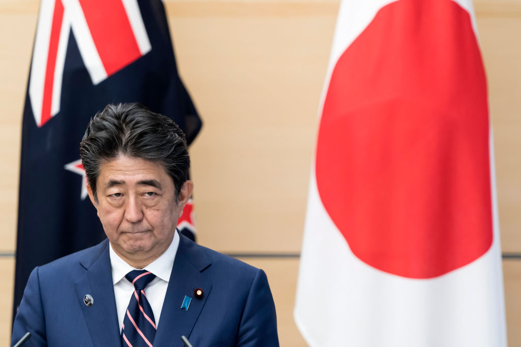 已经当了2886天首相的安倍，最近支持率跌破50%