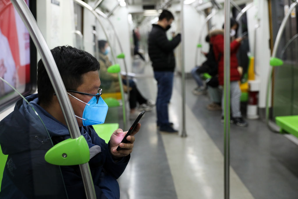 中国31省份新增确诊31例，本土1例