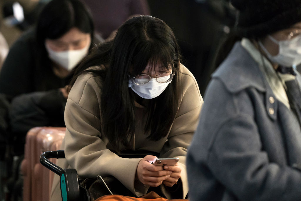 新冠肺炎与SARS是两回事，疫情可能有三种结局