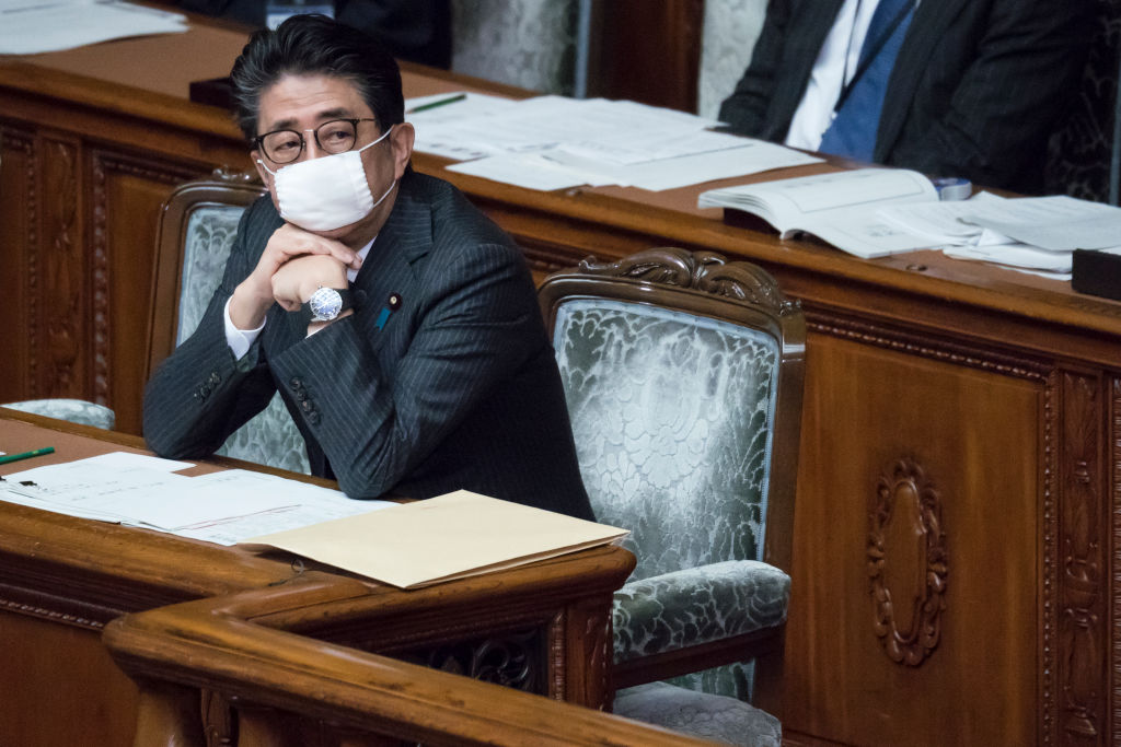 日媒：日政府高官透露安倍最快7日发布紧急事态宣言