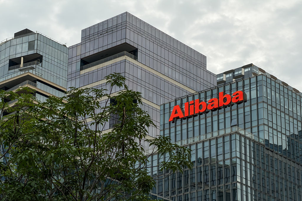 阿里巴巴AI模型下载量突破30亿次 超越Meta和谷歌