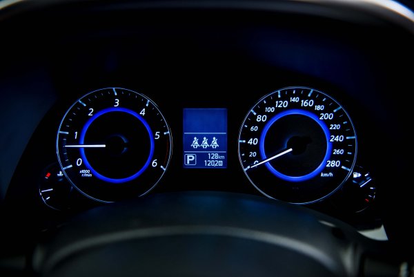 INFINITI QX70 S Design Interior Studio Shoot 3