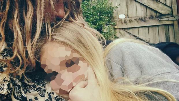 为追爱移居新西兰却惨遭家暴 最终女儿随妈妈一同被遣返