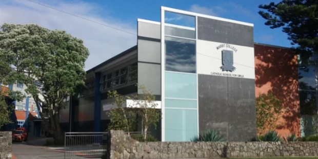 奥克兰这所学校已成新西兰最大感染集群！