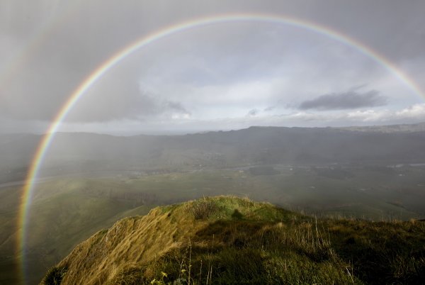 NewsPixNZ HBT 1015889 HighResRainbow