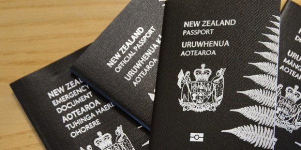 SCCZEN A 010715NZHMMPASSPORTS3 620x312