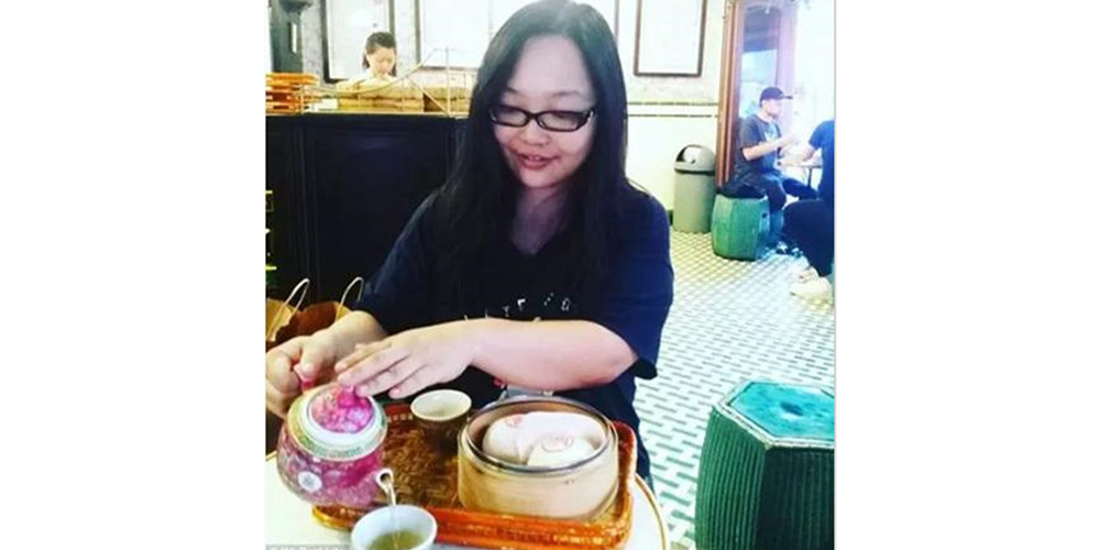英国华人妹子有工作有钱 每周只花5英镑找剩饭吃