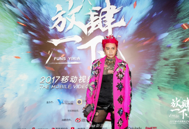 对话陈志朋：不要每天穿得太老土 辣眼睛不关你事