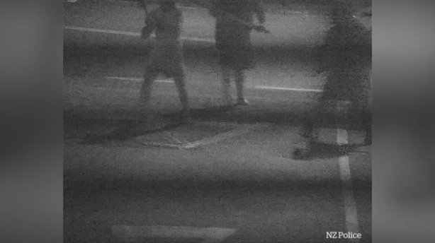 奥克兰男子遭木板猛打 分分钟没命！警方急寻涉案人员