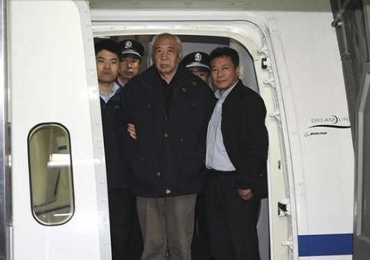 “红通人员”蒋雷曾扬言“此生死也要死在新西兰”，14日回国投案自首