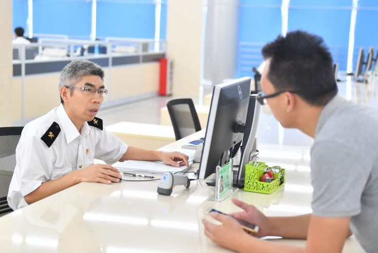 中方用延长报关报复美企？中国外交部：从来没有报复的想法