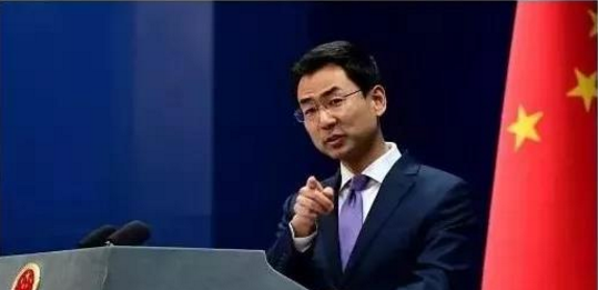 “满世界煽风点火”，他遭到中国外交部“三连怼”