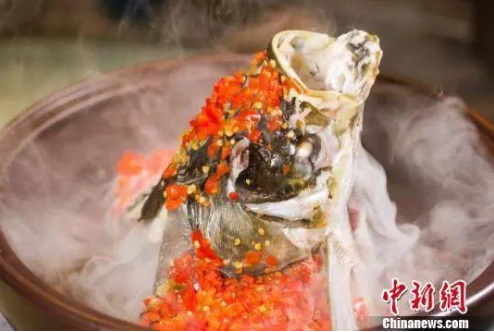 华人海外杀活鸭惹大麻烦！这些“吃”俗把老外们整崩溃了