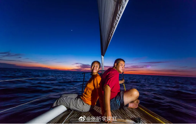 【北美留学生日报】这对中国夫妻曾被恐怖分子悬赏，如今穿越索马里，写好遗书再出发