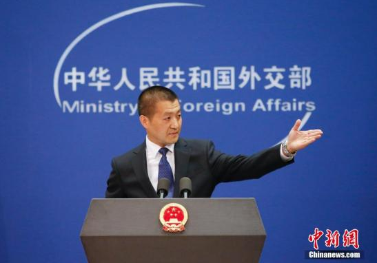中国外交部发言人陆慷今正式卸任：任职四年留下不少金句