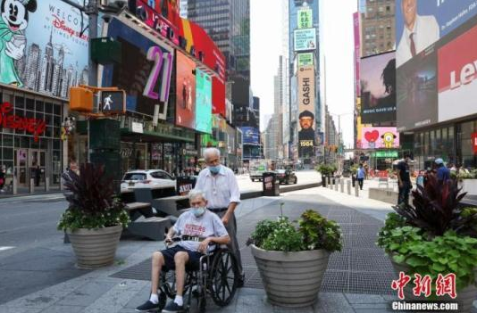 美国未来三周或3万人死于新冠 俄称生产出首批新冠疫苗