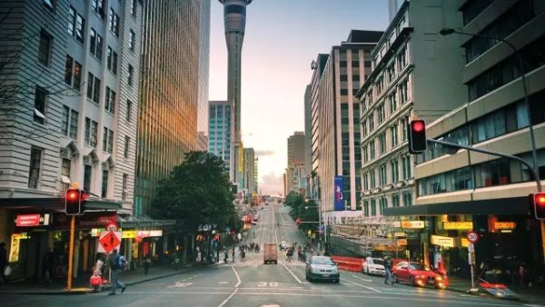 akl 0925.webp