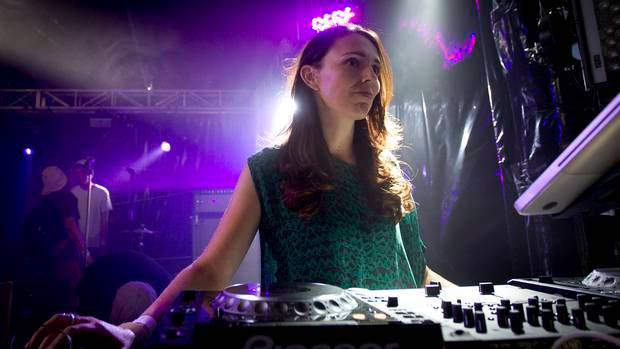 看不爽Jacinda Ardern满世界获赞，澳大利亚记者写长文痛批