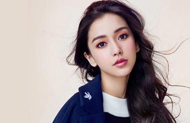 baby晋升亿万富婆行列 购昔日亚洲第一豪宅高层