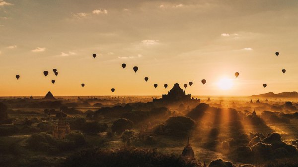 bagan myanmar balloons.adapt.1900.1